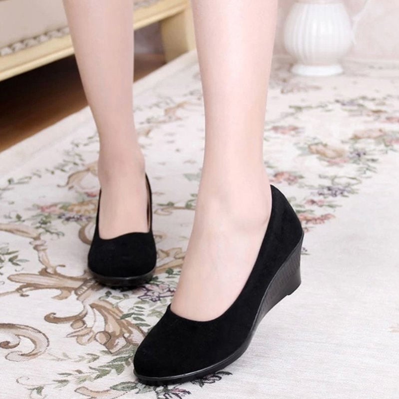 300円OFFクーポン 5CM パンプス ラウンドトゥ ウェッジソール レディース 通勤靴 かわいい 春 夏 秋 冬 女性用 美脚 結婚式 フォーマル ウォーキング ローヒール ウェッジ ナースシュー