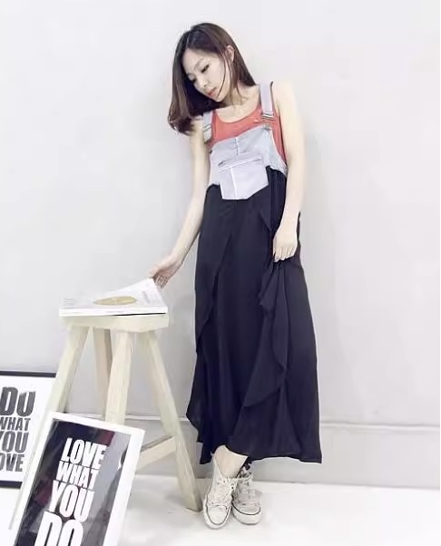 ワンピース ロング丈 シフォン デニムサスペンダー 大人可愛い おしゃれ モード キュート こなれ感 クール 個性的 春 夏 秋 美容師 メイクアップアーティスト ネイリスト アパレルスタッフ