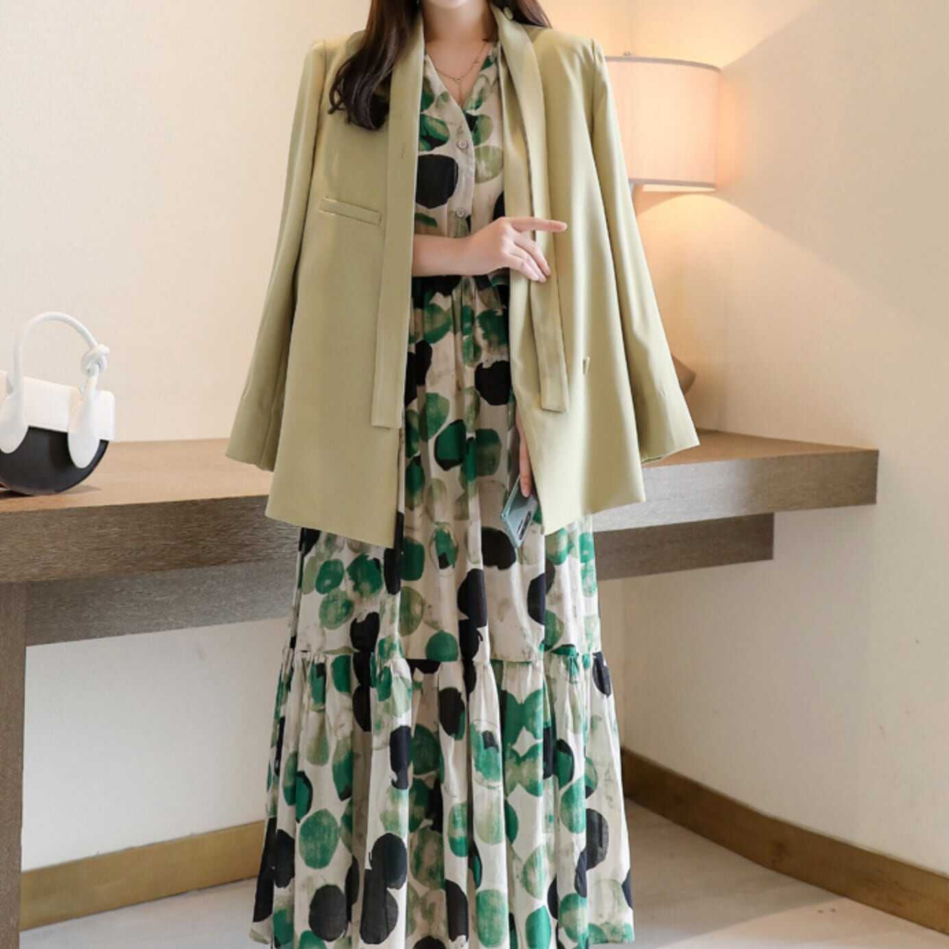 ワンピース 上着 人気 おすすめ おしゃれ お洒落 激安 安い プチプラ セットアップ 長袖 ロング Vネック ふんわり Aライン 柄 リボン ポリエステル 可愛い かわいい 韓国 きれいめ