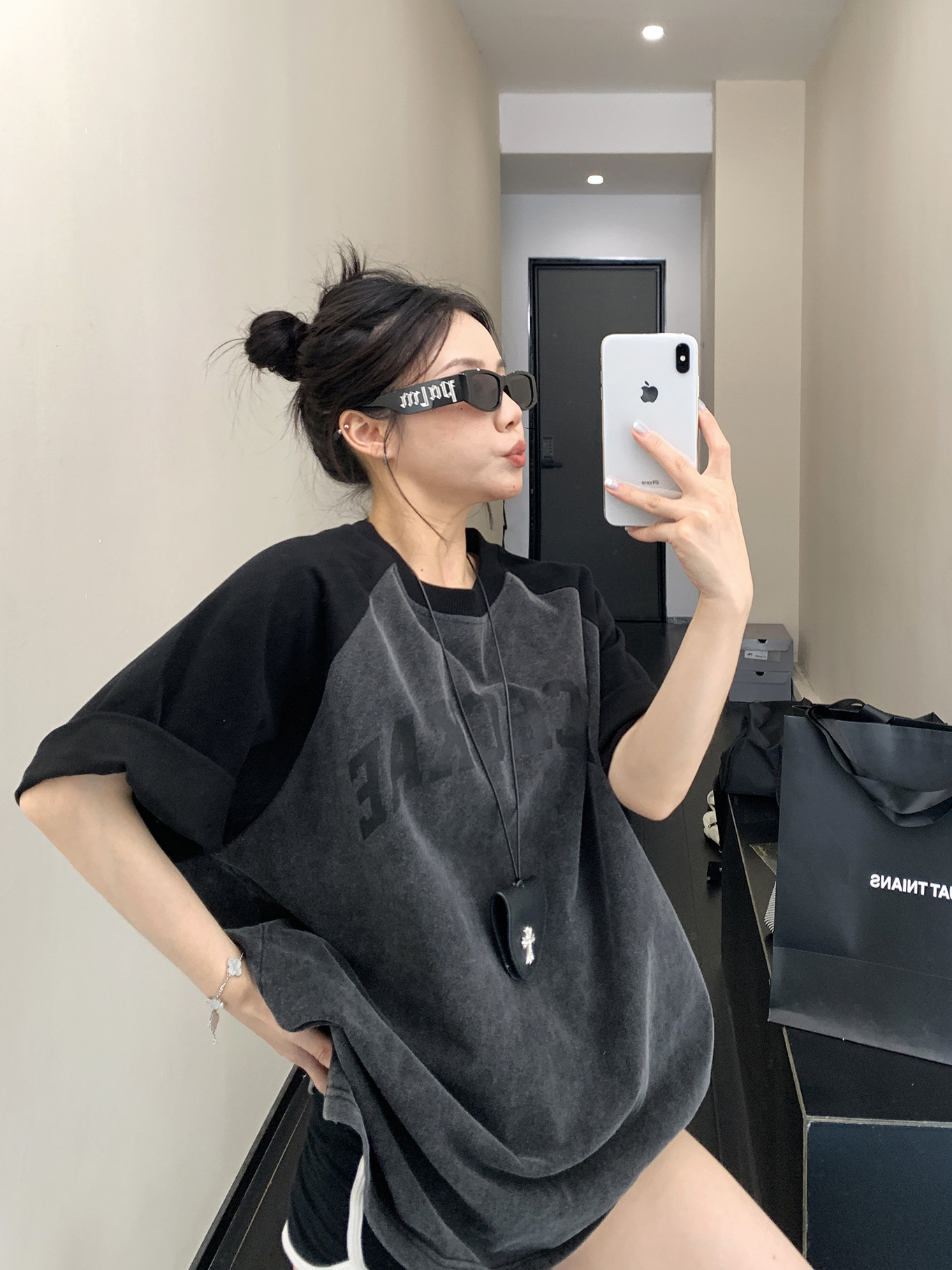 こなれた雰囲気が魅力 ヘビーウェイト ウォッシュ加工 ラグランスリーブ オーバーサイズ 半袖Tシャツ 300g 厚手コットン 配色 カジュアル アメカジ Y2K 韓国っぽ ストリート風 レディース