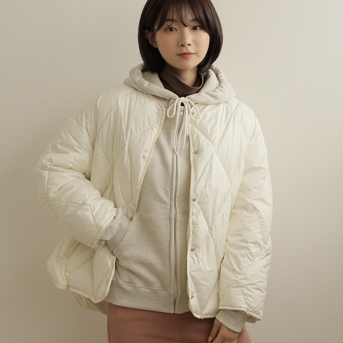 [韓国ファッション] 다이아 퀼팅 라운드넥 패딩 자켓