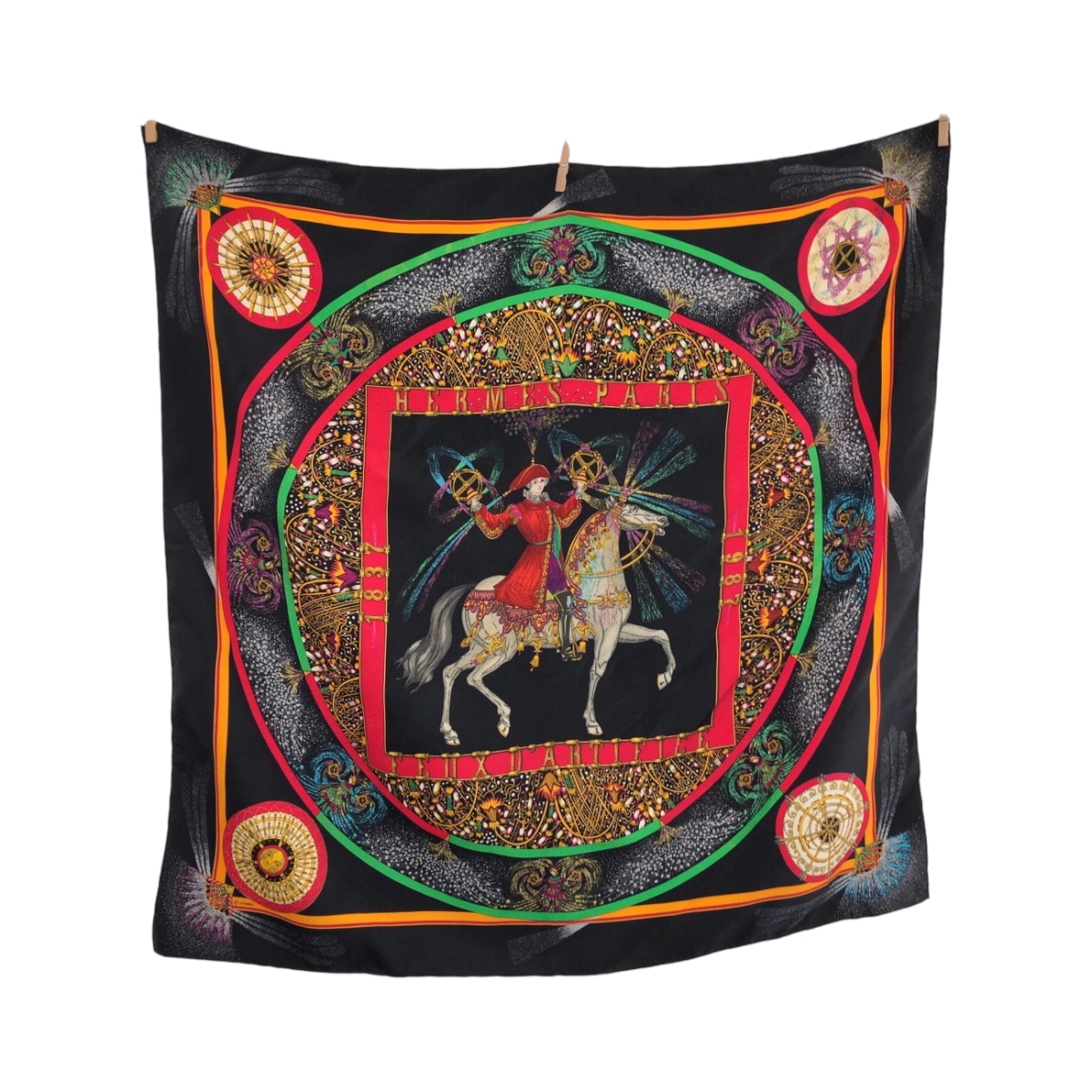 カレ90 150周年記念 FEUX D ARTIFICE 技巧の火 男女兼用 マルチカラー シルク スカーフ 大判スカーフ メンズ 500743