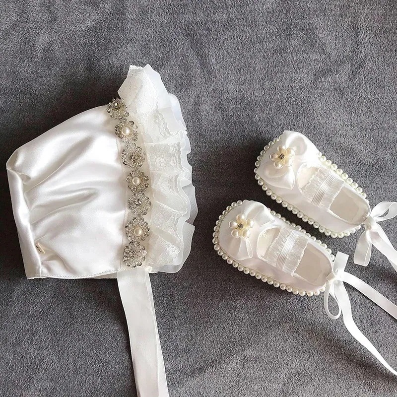 り赤ちゃんかわいいプリンセスパール帽子新生児満月百日宴会靴と帽子セット完成品