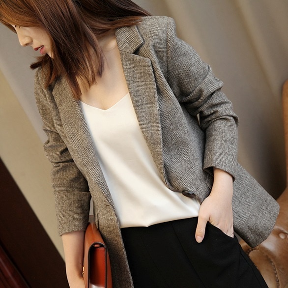 ジャケット アウター 新作 秋 格子縞 スーツ ヴィンテージ 英国風 ウール スーツカラー レギュラースリーブ シック 大人女性 きちっと感 長袖 ポケット ボタン 細見え スタイルUP