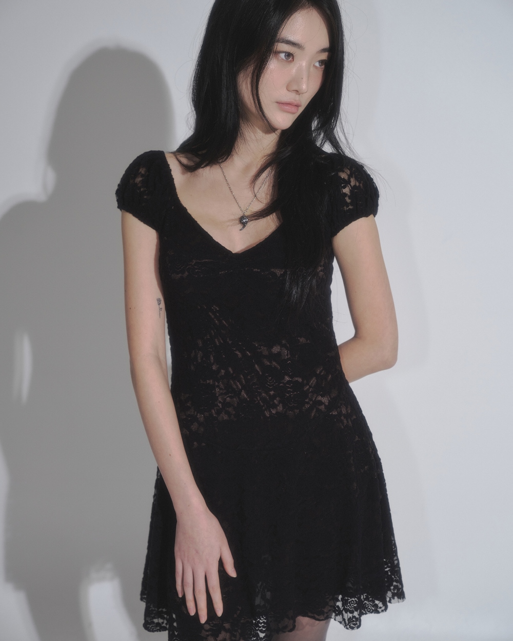 FLORA LACE PUFF DRESS / BLACK