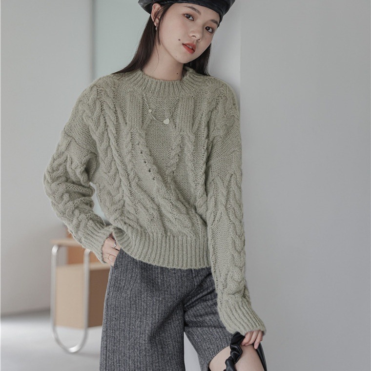 トップス セーター ショート ショート丈 長袖 ラウンドネック ケーブルニット 編み込み かわいい