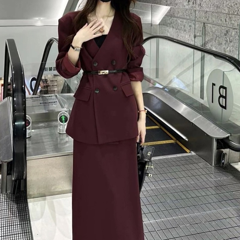 秋フレンチレトロノーカラースーツ女性用ヘップバーン気質スリムスーツスカートスーツ女性通勤長袖トレンド