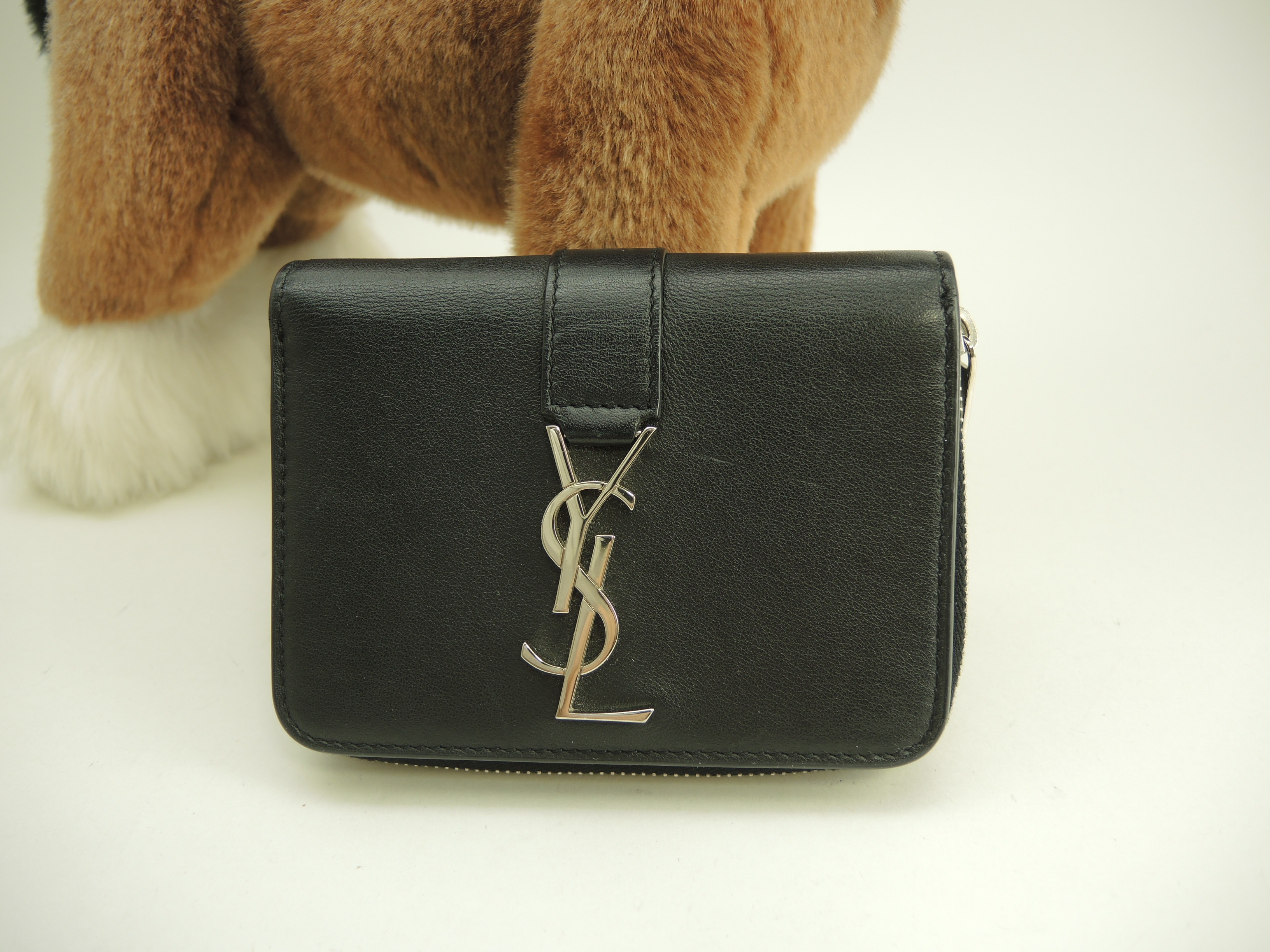 スモールジップウォレット YSL レザー黒 コンパクト財布 美品@ 85