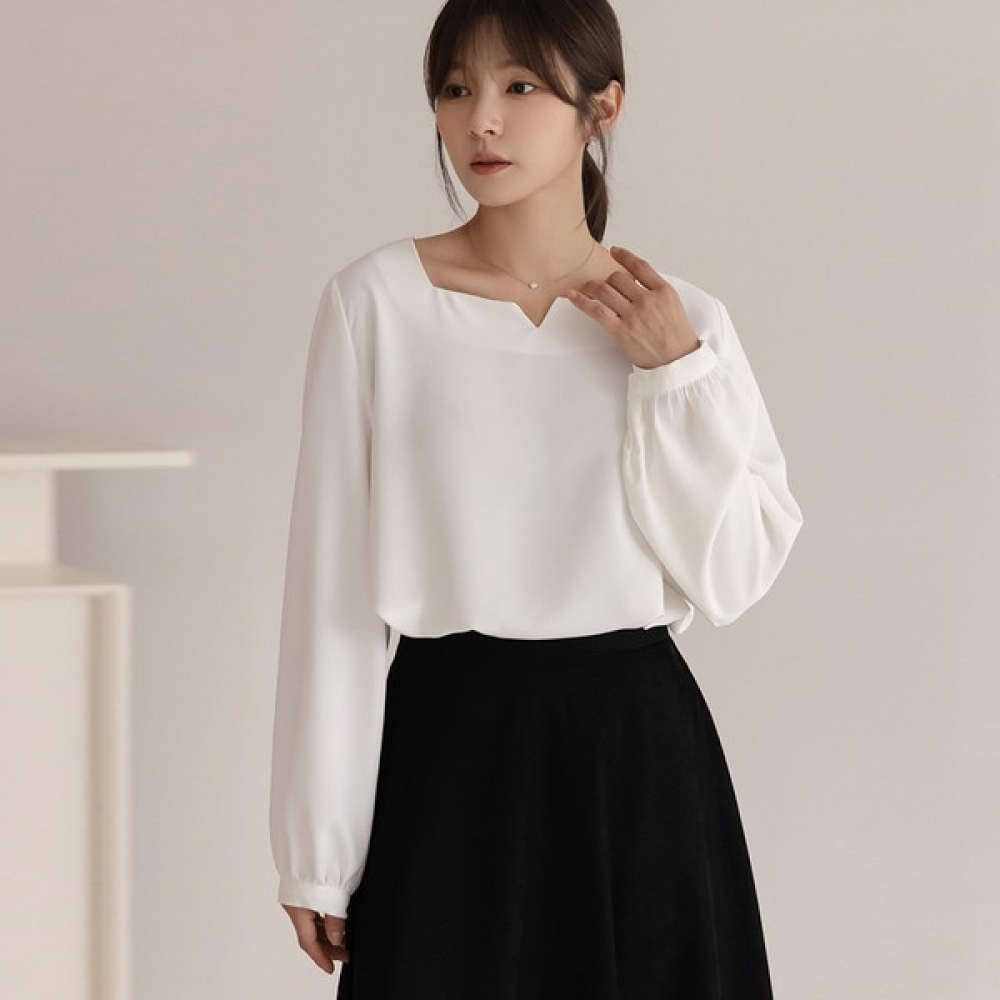 (Elysia) ロビルモダンスクエアシャーリングブラウス 6,389円