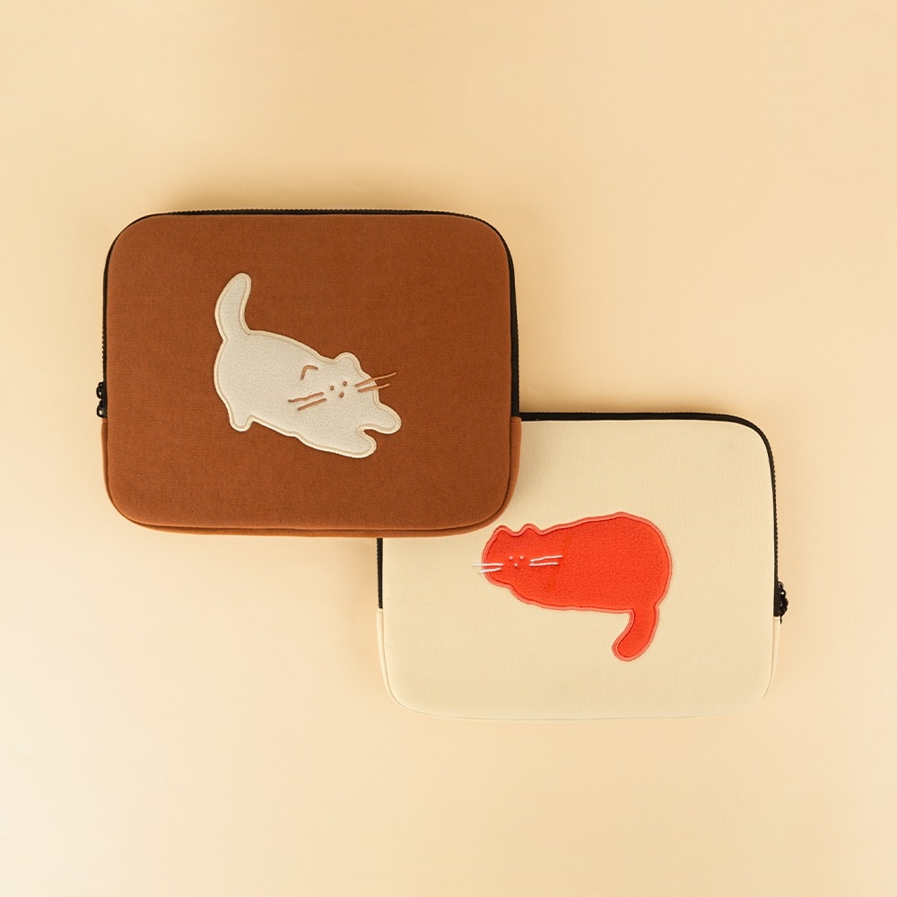 刺繍iPadノートパソコンポーチコヨンヒ三兄弟