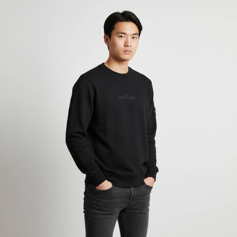 ストーンアイランド ロゴ クルーネックTシャツ ブラック メンズ K1S15 6100665 S0083 V0029
