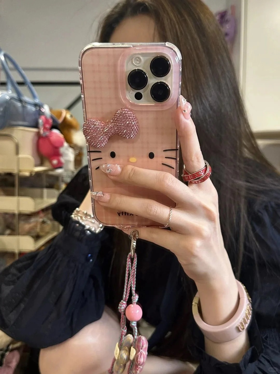 キティ iphone16ケース かわいい BLACK PINK ジスちゃん愛用する iphone15 iphone14ケース iPhone13/12 ケース PRO PROMAX PLUS 韓国スマ