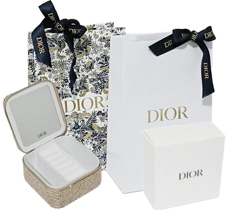 DIOR BEAUTY VIP 2025 CHRISTMAS HOLIDAY VANITY CASE (JEWELRY BOX) ディオール クリスマス ホリデー バニティケース (ジュエリーBOX)