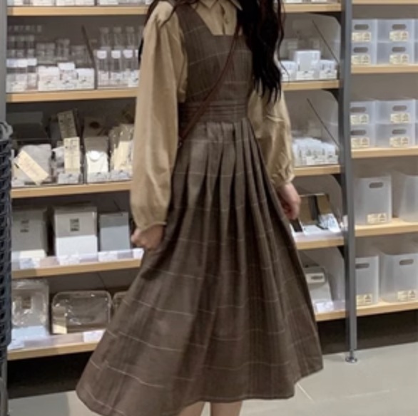 ワンピース シャツ ブラウス ミモレ丈 長袖 かわいい 大人可愛い きれいめ シンプル カジュアル 大人 上品 おしゃれ お洒落 大人女子 こなれ感 個性的 主役級 存在感 美容師シャツワンピ