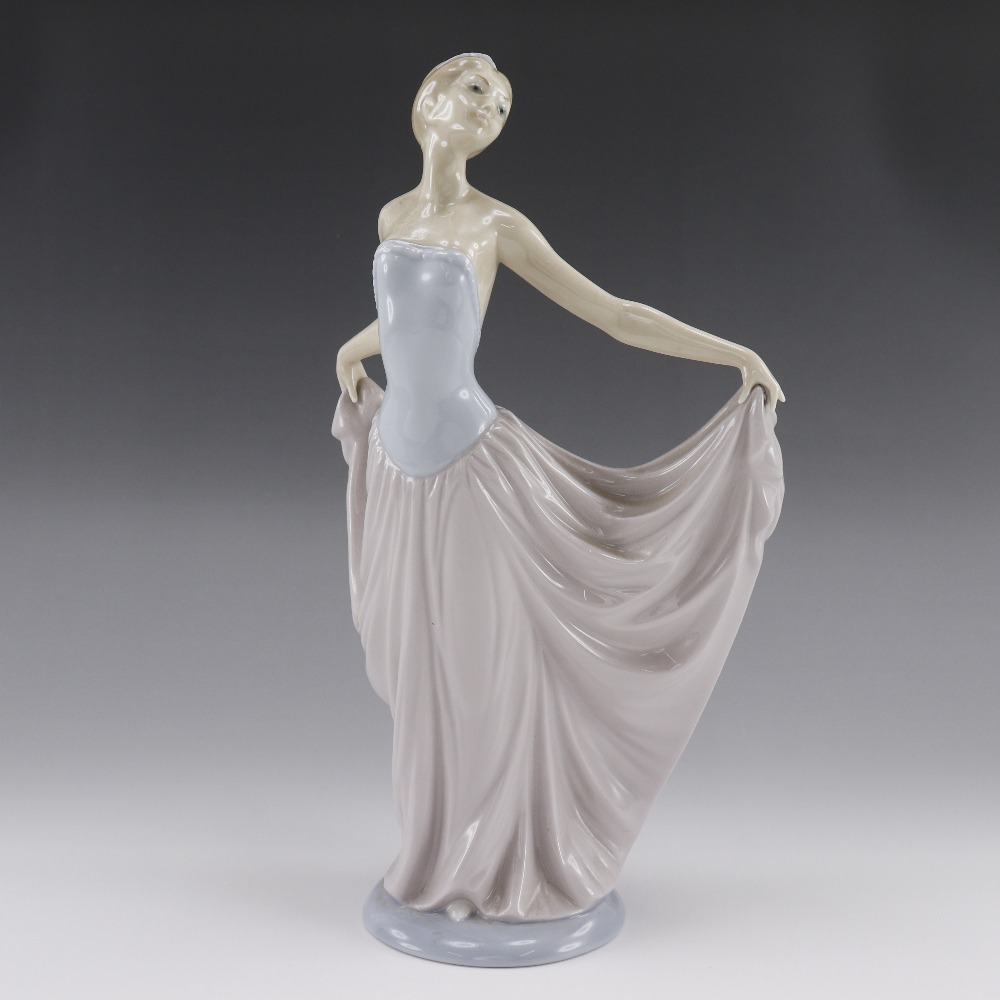Lladro リヤドロ 踊る少女 置物 オブジェ ポーセリン _ 中古品