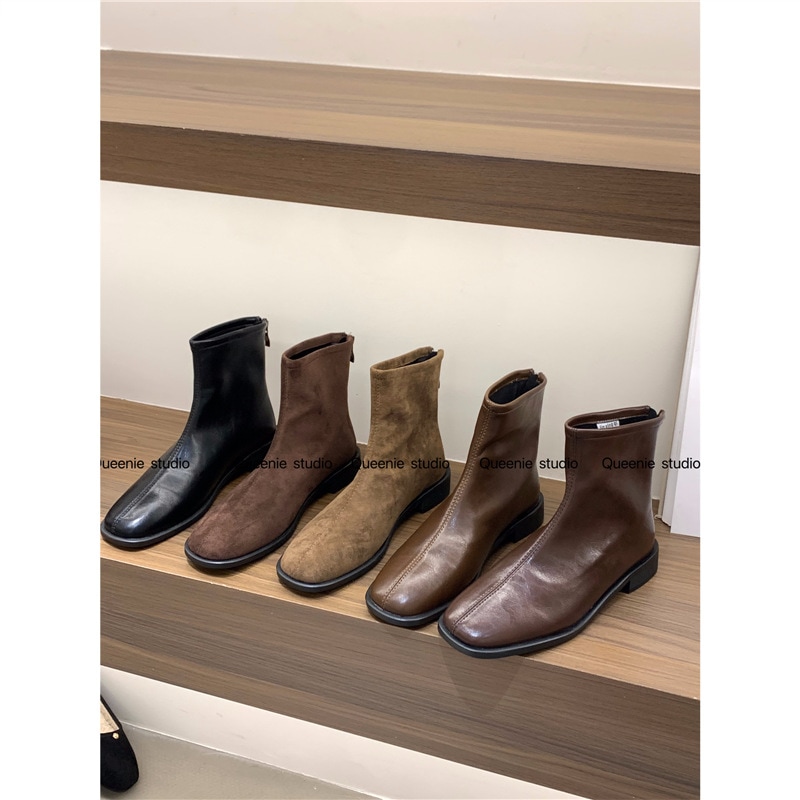 11 シャープヒールレトロブラウンマーティンブーツ女性靴2024新しい春と秋のシングルブーツスリムブーツ韓国のショートブーツ