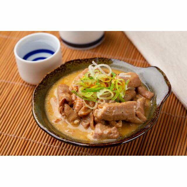 （グルメギフト）秋田県産豚 やわらか味噌煮込みホルモン 豚ホルモン200gx10