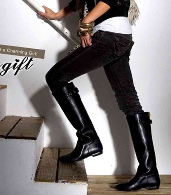 ロングブーツ レディース 秋 防寒 ぺたんこ 防水 春 歩きやすい ローヒール 革 編み上げ 黒 ムートンブーツ スエード ショートブーツ 疲れない 冬 ミドルブーツ ストレッチ レザー ワイド 厚底