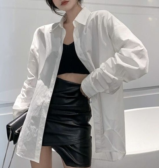 トップス シャツ 白シャツ ロング ロング丈 ミディアム丈 袖あり 長袖 萌袖 襟付き ワイド 大人可愛い きれいめ シンプル カジュアル 大人 おしゃれ お洒落 かっこいい 大人可愛い 大人女子