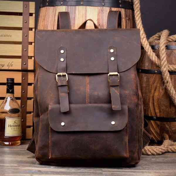 リュック メンズ 軽量 ビジネスリュック アウトドア 撥水 ブランド おしゃれ カジュアル パソコン 40L 2WAY ビジネス 大学生 スポーツ 10代 春 ビジネスバッグ リュックサック 秋 小さ