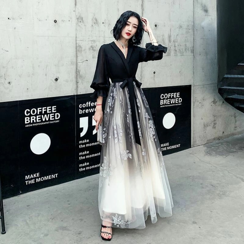 2点購入で200円割引すぐに発送可能 ウェディングドレス ウエディングドレス カラードレス カクテルドレス ブラック 黒 Vネック 花柄 ロングドレス パーティードレス 発表会 演奏会 イブニングドレ