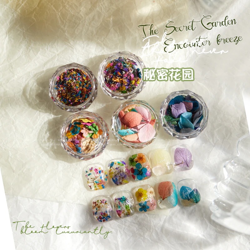 のマニキュアドライフラワーイン風三次元カラー花びらネット赤同じスタイル混合色本物の花diyネイルデコレーションフラワーdiyネイルデコレーション