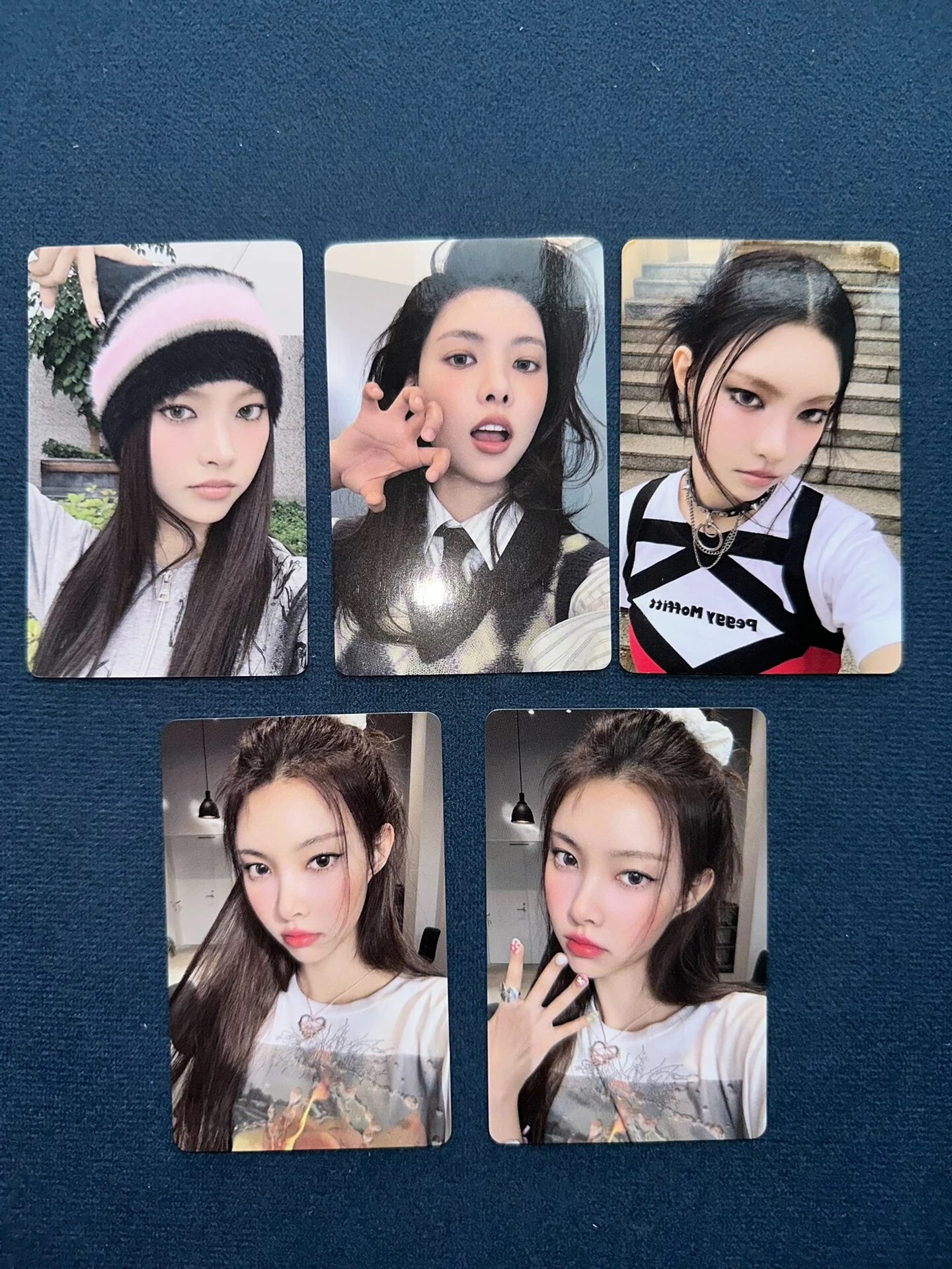 【最短当日発送】ILLIT Mini3 bomb yunah 一直娯 yzy 公式 トレカ 特典 5枚セット