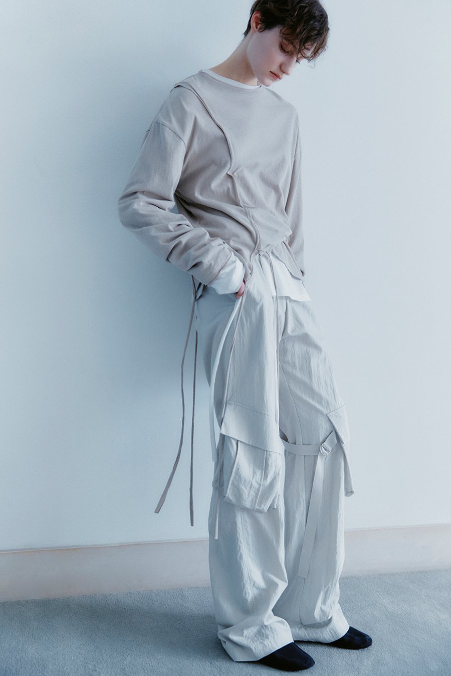 【INSILENCE】 LINEN STRAP LONG SLEEVE : BEIGE