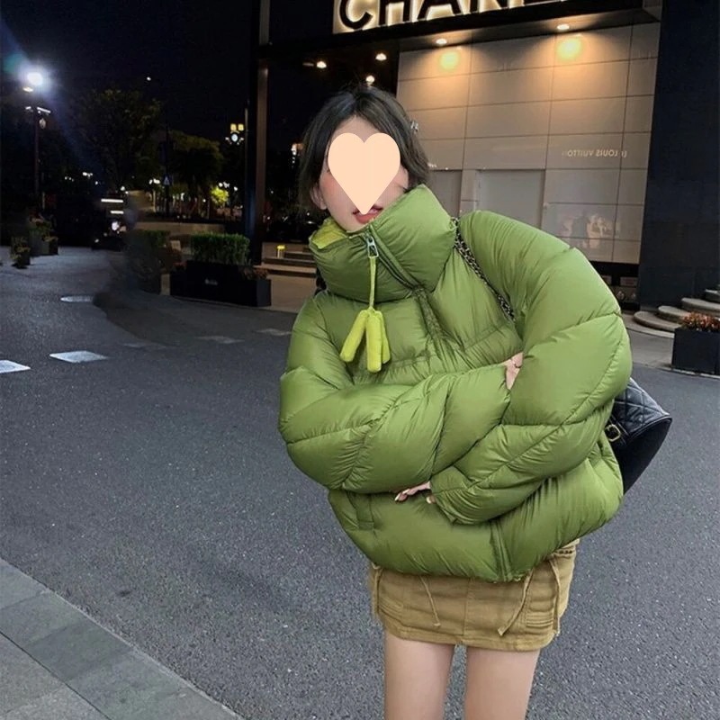 突撃色走絨毯スタンドカラーシュークリーム豆豆短加厚パン生地90白鴨絨毯ダウンジャケット女