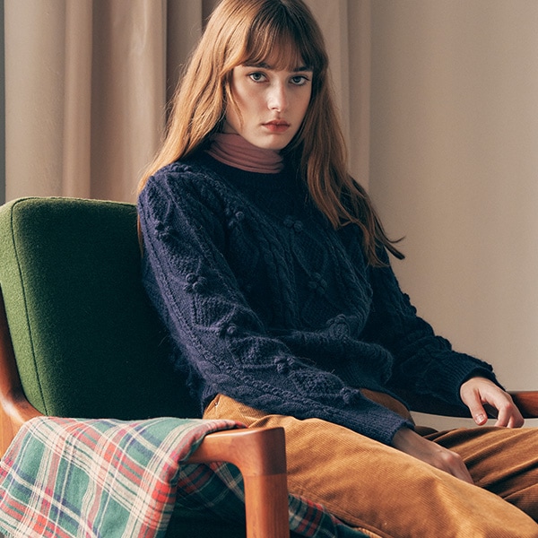 POMPOM CABLE KNIT NAVY