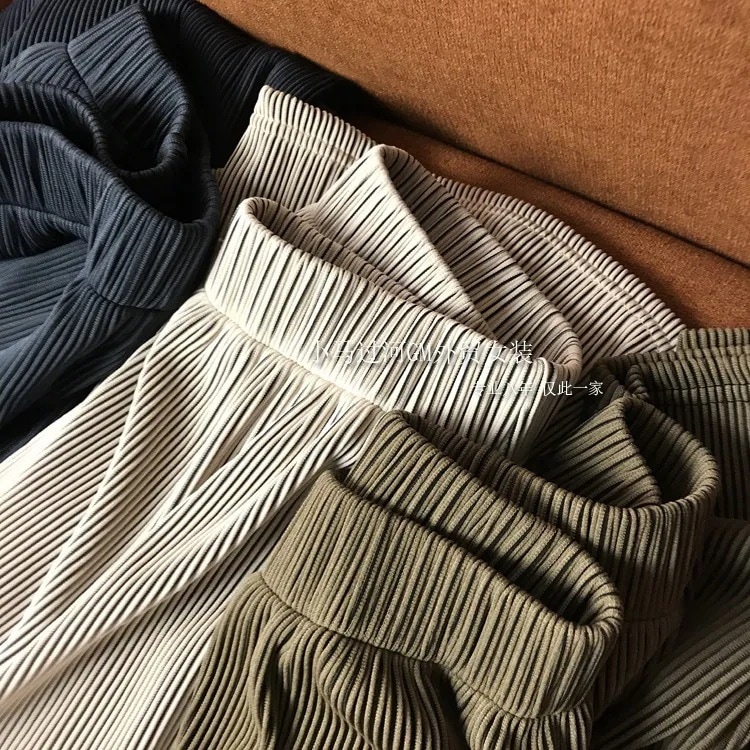 プリーツワイドパンツ ハイウエスト 垂下感 やせて見える ストレートパンツ 夏の薄手