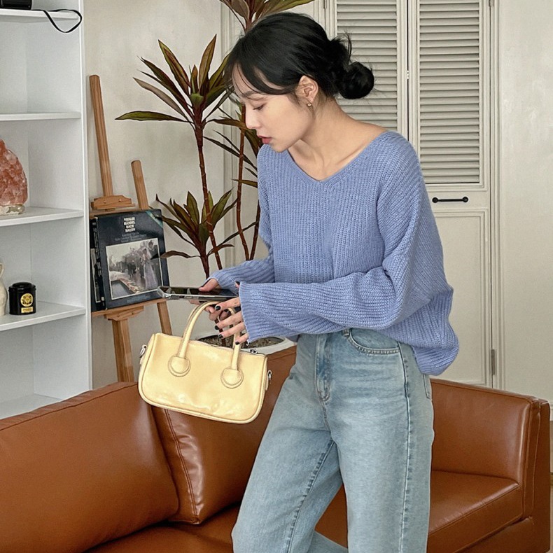 トップス セーター 長袖 Vネック ルーズ ニット 大人可愛い きれいめ シンプル 大人 上品 おしゃれ 大人女子 こなれ感 ラフ 個性的 とろみ感 抜け感 シック 春 秋 冬 母の日 20代 30代