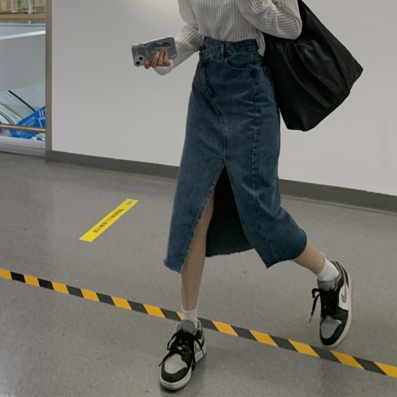 デニムタイトスカート スカート ボトムス デニムスカート 膝丈 ひざ丈 スリム タイト 細身 スリット ハイウエスト かわいい 大人可愛い きれいめ シンプル カジュアル 大人 上品 おしゃれ お洒落