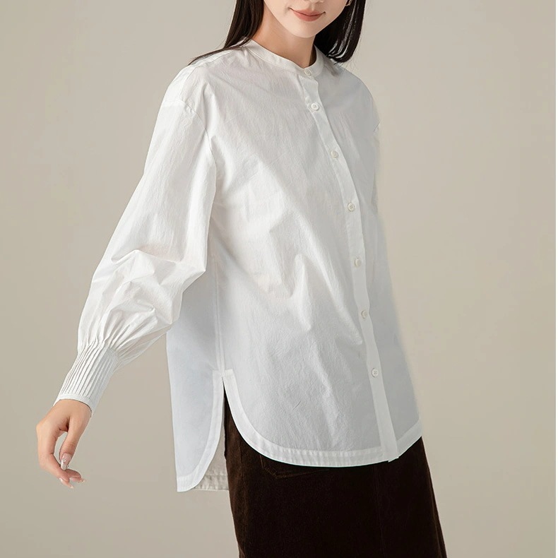 早春の新型ホワイト小襟長袖シャツ女性若見えフランスの甘い白い上着
