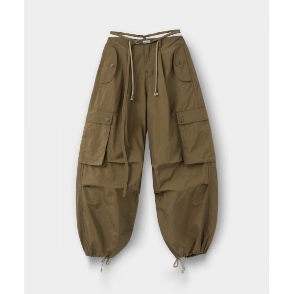 SATUR (W) ロディベルト付きストリングパラシュートパンツラセットカーキ 14,999円