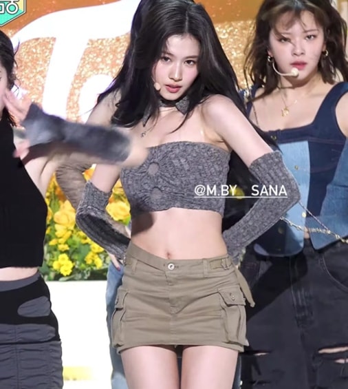 ミニスカート PAIN OR PLEASURE NIX MINI SKIRT 4BFT533 Ahyeon worn] NIX MINI SKIRT black - PAIN OR PLEASURE