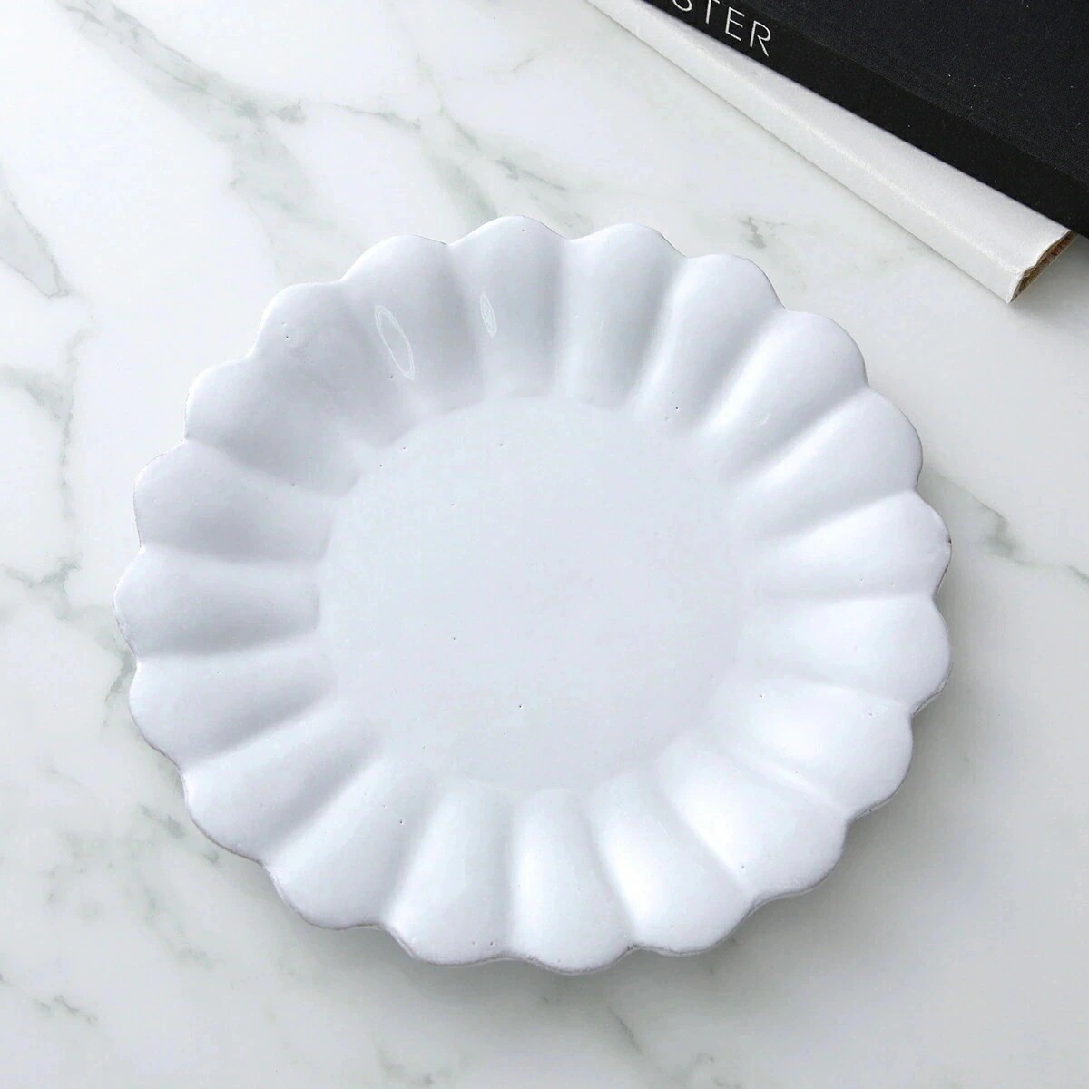 Astier de Villatte アスティエ・ド・ヴィラット ディナープレート Marguerite Dinner Plate ASPMRG2 陶器 食器