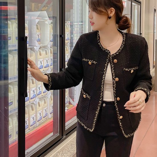 【取寄：納期2週間】アウター レディース ジャケット ツイード ショート丈 ノーカラー 秋冬 金ボタン お洒落 アウター レディース ジャケット ツイード ショート丈 ノーカラー 秋冬 ボタン