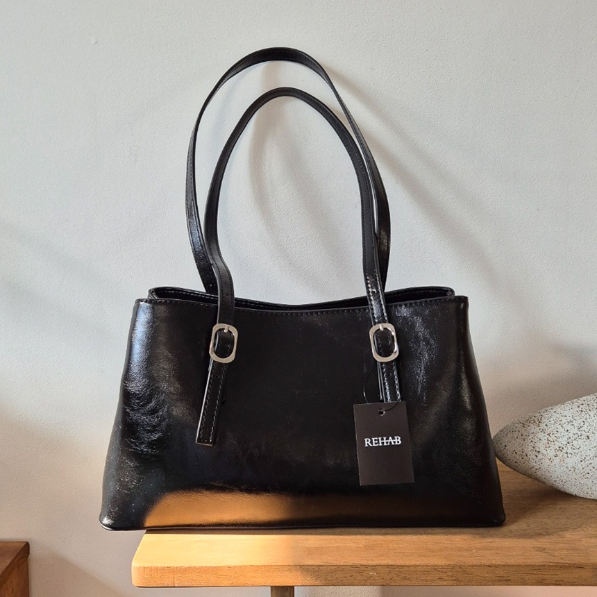 エルダ クラシック ショルダーバッグ 5,184円