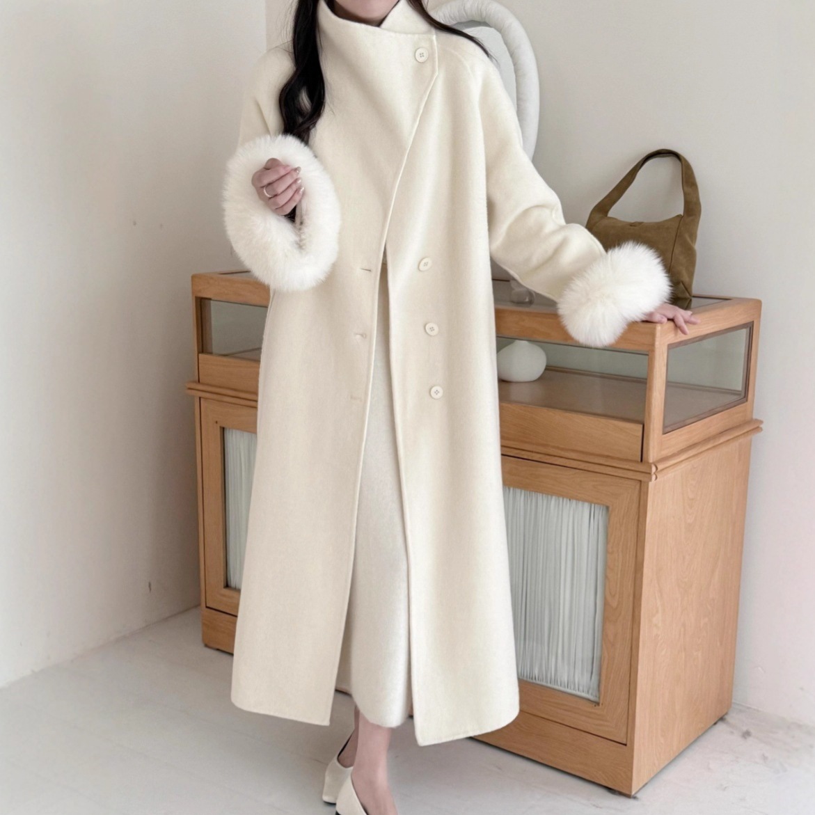 大きなファー付き袖秋冬両面ウールコート増毛ウール冬フォックスファーロングウールコート女性用