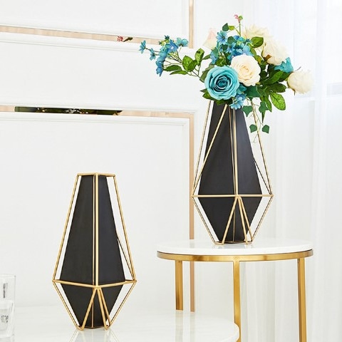 ラグジュアリー 装飾花瓶 おしゃれ お洒落 フラワーベース 水差し インテリア 小物 花器 雑貨 観葉植物 リビングルーム 玄関