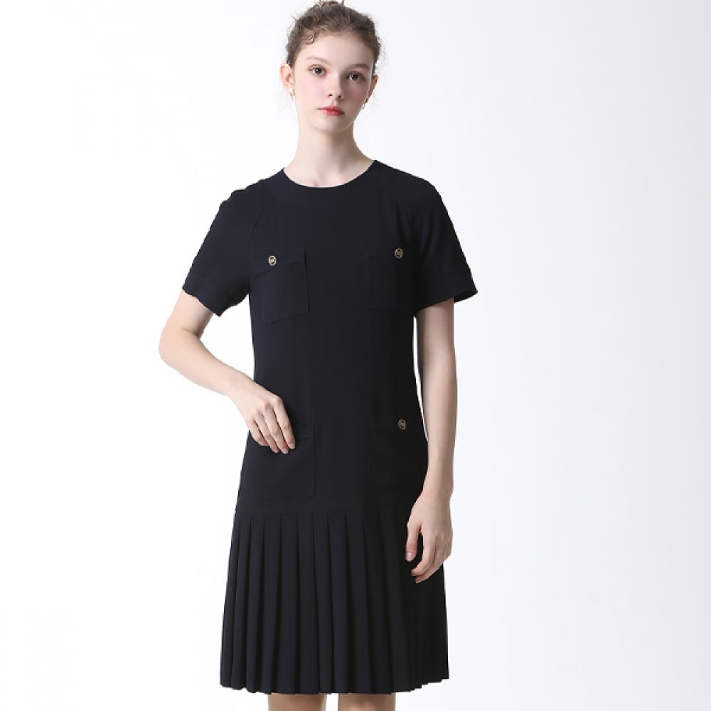 (リスト) キャットバックボタンプリーツワンピース (ボックス価格:328,000ウォン)