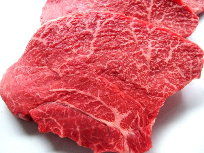 黒毛和牛 メス牛 限定 赤身 モモ ステーキ 4枚 木箱 詰め 牛肉 お歳暮 ギフト 御祝い 御礼 肉 A4 A5