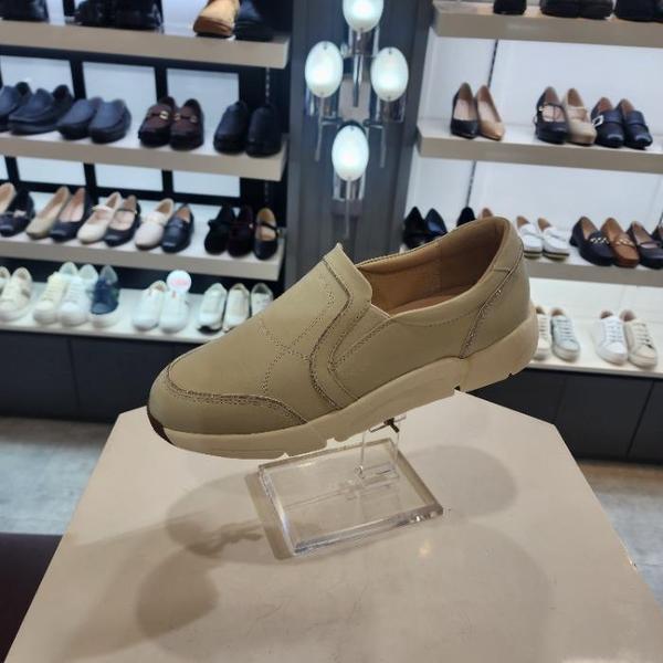 HC10 女性アイボリー宝石スリッポン4cm LCWC02U61339 (44087846)