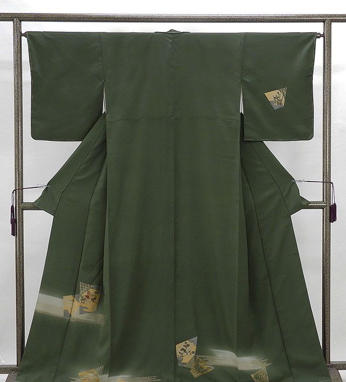 訪問着 未着用 正絹 吉祥霞四季花模様 身丈163.5cm 裄丈65cm 訪問着 未使用 新古品 着物 結婚式 入学式 卒業式 b4022