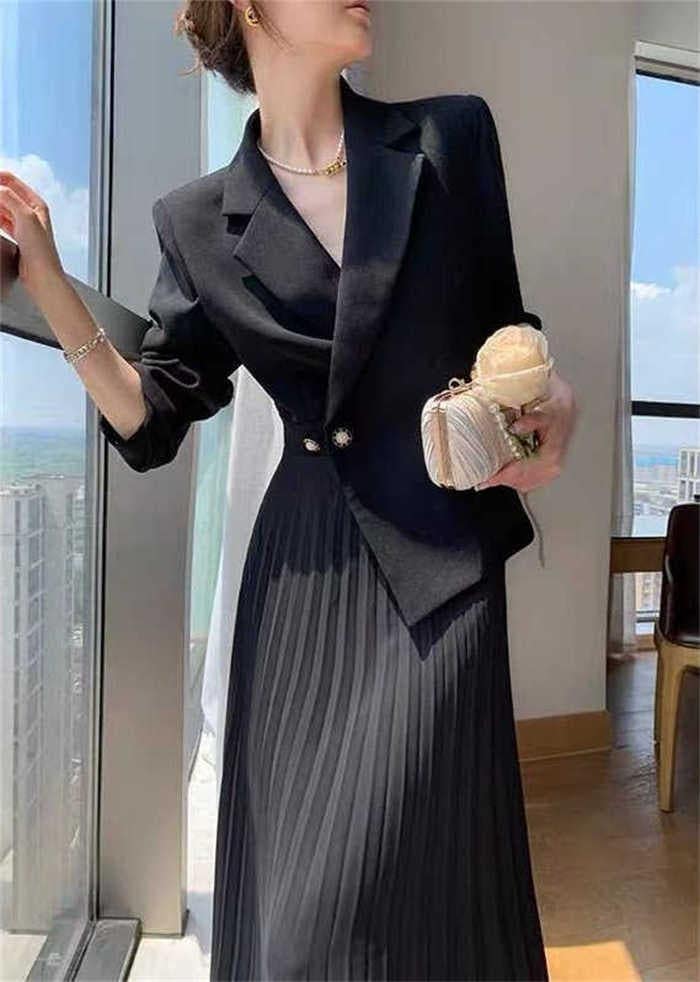 【2枚購入で1oo円OFF】ワンピース テーラード ワンピース レディース テーラードジャケット フェイクレイヤード Vネック ウエストマーク 長袖 新作 春 秋 無地 プリーツ ボタン 切り替え ア