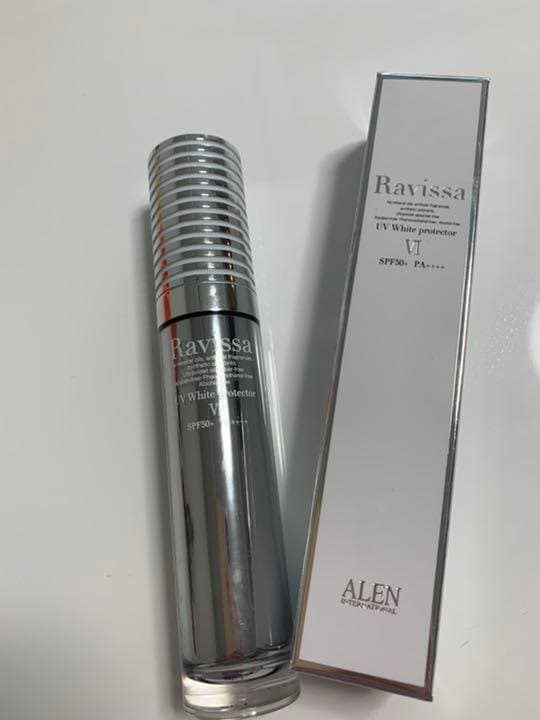 Ravissaラヴィーサ 6 UVホワイトプロテクター 35g（3本セット）