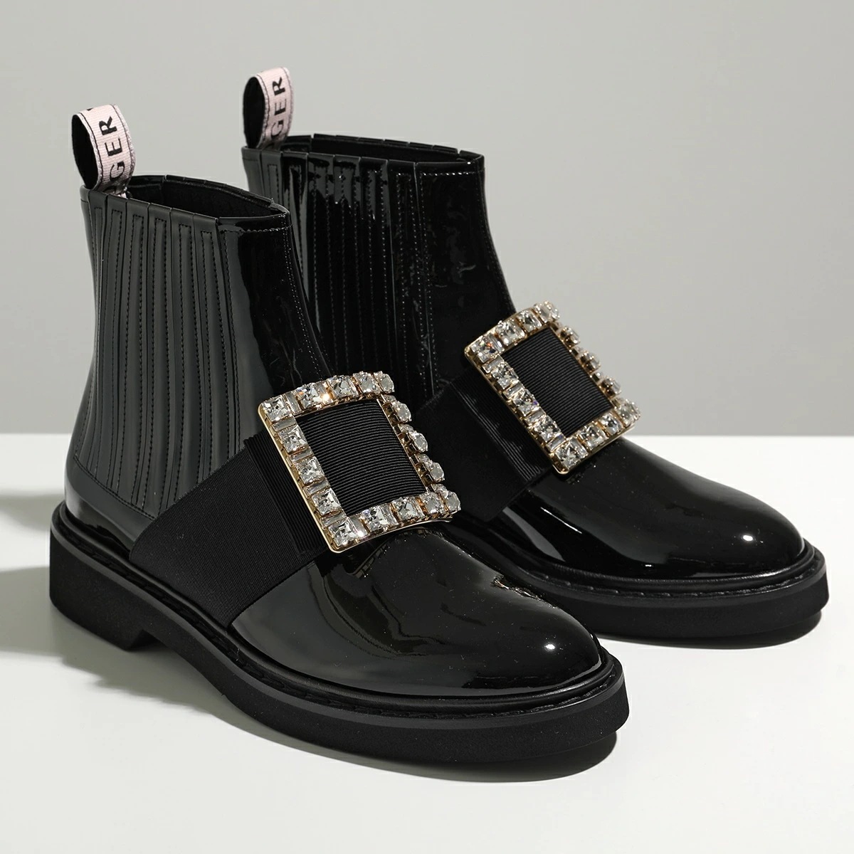 ROGER VIVIER ロジェヴィヴィエ アンクルブーツ VIV RANGERS ヴィヴ レンジャー RVW54825210 D1P レディース クリスタルバックル 靴 B999/NERO