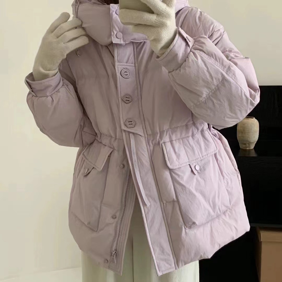 新しいダウンジャケットミドル丈韓国風スリムに見えて小柄な体型に似合うホワイトダックダウン暖かいフード付きコート