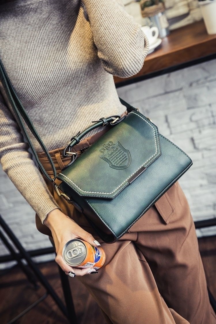 ハンドバッグ レディース ランキング ブランド ミニトートバッグ 春 ミニバッグ ブランド 小さめ 財布 小さい ワンマイルバッグ トートバッグ 革 ミニ 黒 トート 軽い レザー カジュアル ミニシ